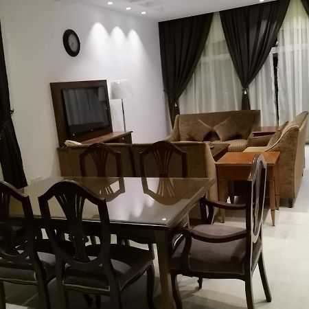 Durrah Beach Apartment Дурат Аларус Екстериор снимка
