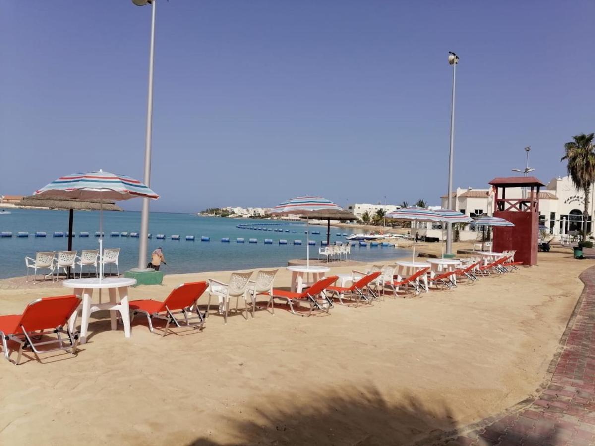 Durrah Beach Apartment Дурат Аларус Екстериор снимка